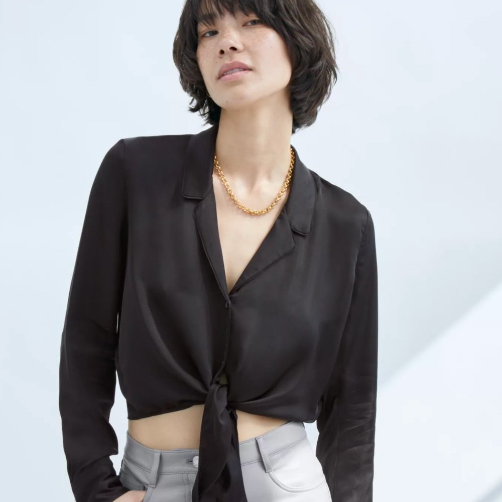 LIKE NEW - Aritzia Wilfred Tie-Front Blouse Black - XS